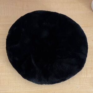 Forever 21 Black Faux Fur Beret